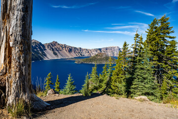 Oregon's Crater Lake National Park's Wizard Island in the Fall of 2025 © Ed