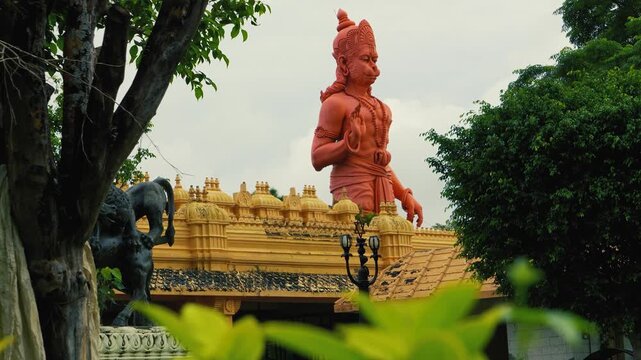 Lord Hanuman Statue &ndash; Symbol of Strength, Devotion