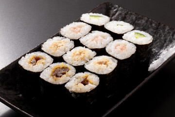 海苔巻き（かんぴょう　ツナマヨ　まぐろ　胡瓜）