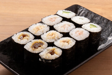 海苔巻き（かんぴょう　ツナマヨ　まぐろ　胡瓜）