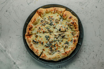 Funghi White Sauce, Mozzarella Cheese, Fresh Mushrooms, Garlic, and Basil Pizza