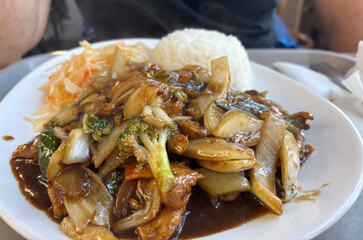 Vietnamese chicken with vegetables and rice