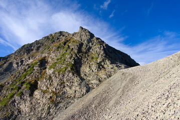 北アルプス、ザイテングラートから望む奥穂高岳