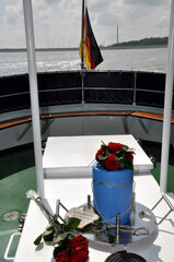 Urnenbestattung au&szlig;erhalb der 3 Meilen Zone #Seebestattung mit der Ausfahrt. 