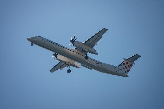 Croatia Airlines, 9A-CQE, Bombardier Dash 8 Q400.-Croatia: 11  Oct 2019