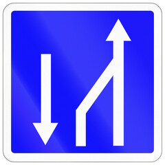 Information road sign used in France - Lane merge