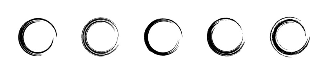 Grunge texture circles. Grunge textured circle shapes. collection.Black paintbrush strokes. Watercolor brush texture collection. Vector graphic EPS 10 © Jocelyn_Flores
