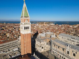 Obraz premium Aerial view of majestic buildings in Venezia, Italy