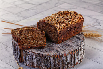 Browl rye bread with seeds