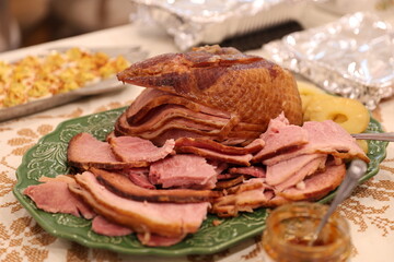 sliced ham