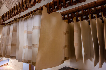 The museum preserves the centuries-old tradition of papermaking that makes Fabriano unique in Europe. Inside, it houses a faithful reproduction of the medieval hand-made paper fulling mill. © serfeo