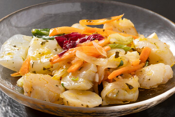 ［北海道産］イカとホタテのカルパッチョ