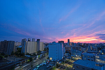 燃えるような空