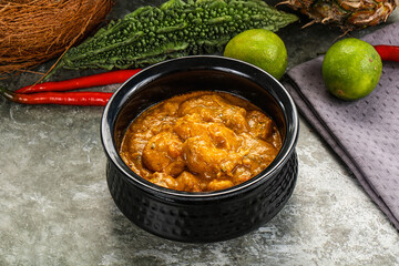 Indian prawn masala with spices