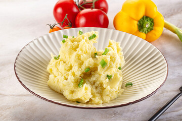 Mashed potato with green onion