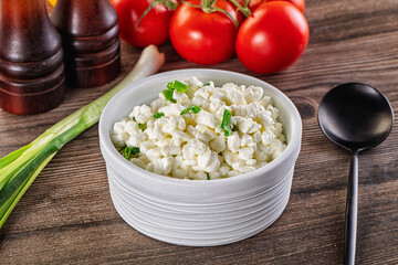Cottage cheese with green onion