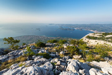 In den Bergen oberhalb Orebic mit Blick auf Korcula, Dalmatien, Kroatien