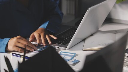 UXUI Focus and Professional Detailing. Team member highlights key design principles. - Powered by Adobe