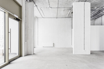 nterior of the apartment without decoration in gray colors