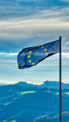 EU-Fahne auf dem Orenkopfturm, Schwarzwald, Oktober 2025