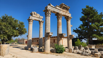 The Victory Gate, a Roman ceremonial gate from the 1st century AD, stands in Uzuncaburç, Türkiye....