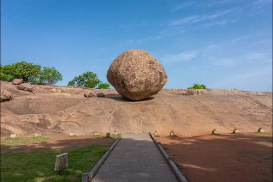 Krishna Butter Ball is UNESCO's World Heritage Site located at Mamallapuram or Mahabalipuram in Tamil Nadu, South India.Very ancient place in the world.	