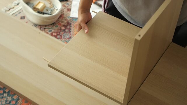 Building a simple wooden shelf with easy steps