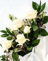 Elegant white roses bouquet