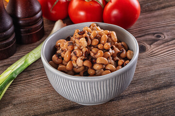 Canned Black eye bean in the bowl