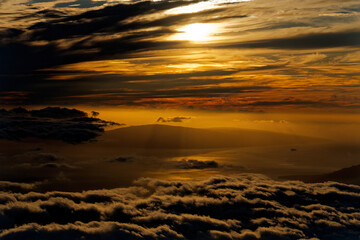 ハレカラワ山頂からの夕暮れ