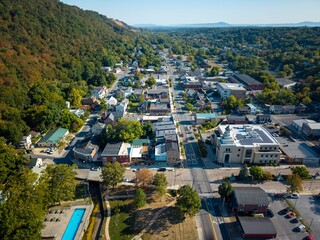 Exploring the Beauty of Berkeley Springs on a Late Summer Morning