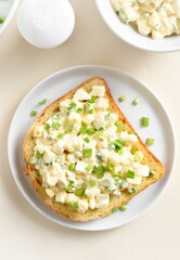 Egg salad sandwich