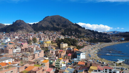 foto aerea drone lago titicaca copabana bol&iacute;via