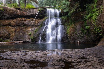 Fototapeta premium Waterfall Small