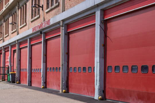 caserne de pompiers en france, centre d'intervention en cas d'urgences