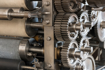 machine à engrenages, engrenages en métal, roues dentées, mécanisme