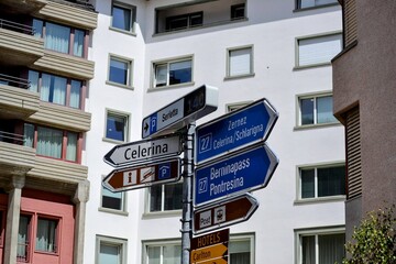 Obraz premium street sign in the city