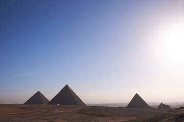 pyramids of giza