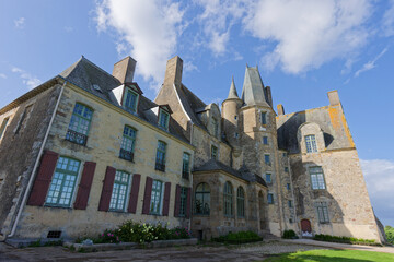 L'arri&egrave;re du ch&acirc;teau des Rochers-S&eacute;vign&eacute; &agrave; Vitr&eacute; en Ille-et-Vilaine - France