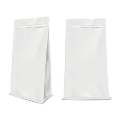 White blank tear notch stand-up pouch with zip lock. Flat bottom side gusset zipper plastic bag. Realistic vector mock-up. Easy open resealable package. 3d mockup. Template for design