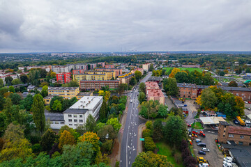 Fototapeta premium Śląsk w Polsce jesienią. Miasto Rybnik i kopalnia węgla kamiennego Chwałowice, panorama z lotu ptaka
