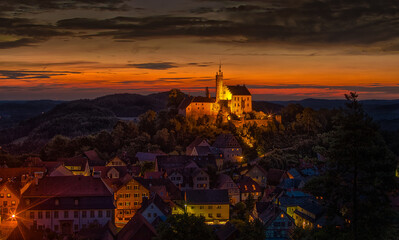 Naklejka premium Orchha, India , Royal Chhatris or Cenotaphs are the historical monuments situated on the banks of River Betwa in Orchha, Madhya Pradesh, India