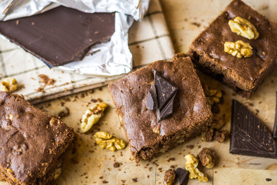 Chocolate Walnut Pie