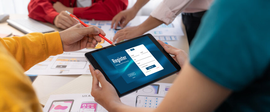 Online registration form for brisk form filling on the internet website