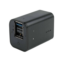 Obraz premium Black rectangular electronic device with multiple USB ports.