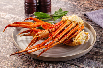 Steamed delicous red crab legs