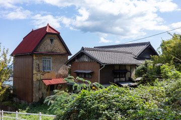 日本の広島県福山市の鞆の浦の古くてとても美しい建物と町並み