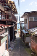 日本の広島県福山市の鞆の浦の古くてとても美しい建物と町並み