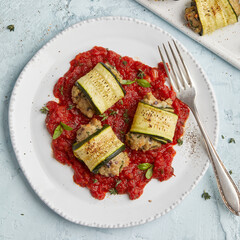 Zucchini rolls with cashew ricotta