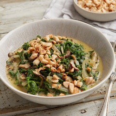 Creamed spinach with shiitake mushrooms